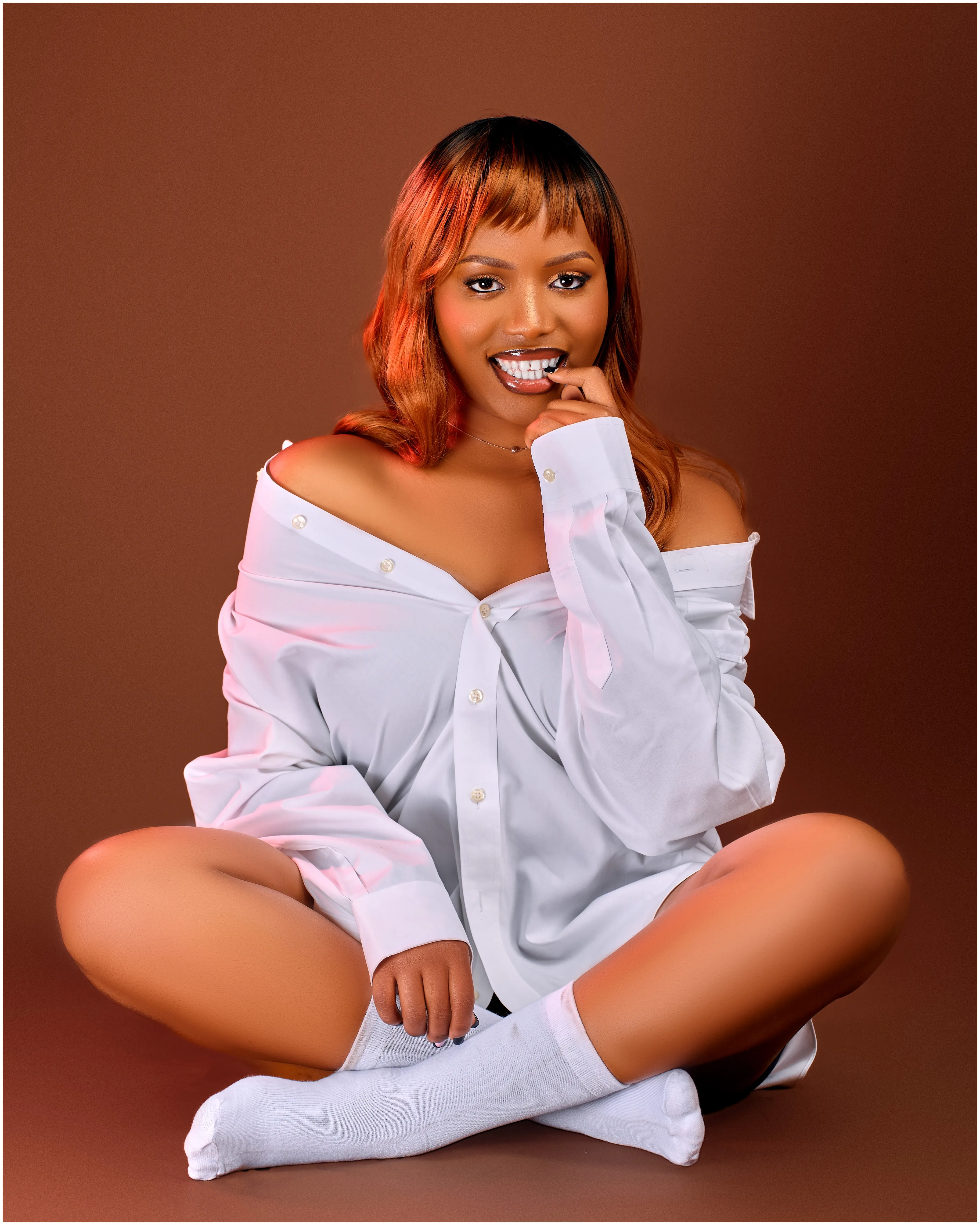 Pria Smiling Warmly
